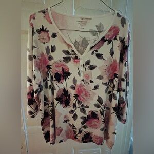 Women’s plus size 3xl blouse, Croft & barrow.  Great condition.